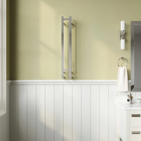 Reina Todi Designer Heated Towel Rail 800mm H X 108mm W Chrome - Image 3