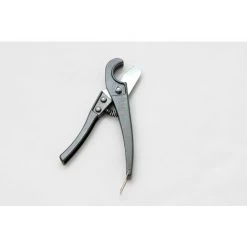 UNDERFLOOR HEATING PIPE CUTTER